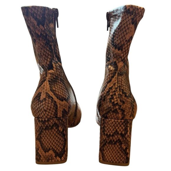 Revolve Steve Madden Harli Ankle Boot in Snake NWOT - Picture 7 of 11